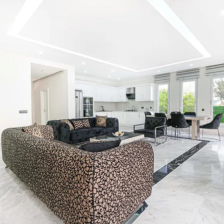 Villa De Lluvia *